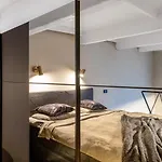 Appartement Stylish Black And White Loft