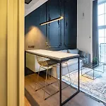 Appartement Stylish Black And White Loft *