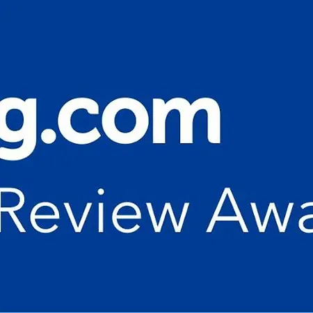 Stylish Black And White Loft Lejlighed *